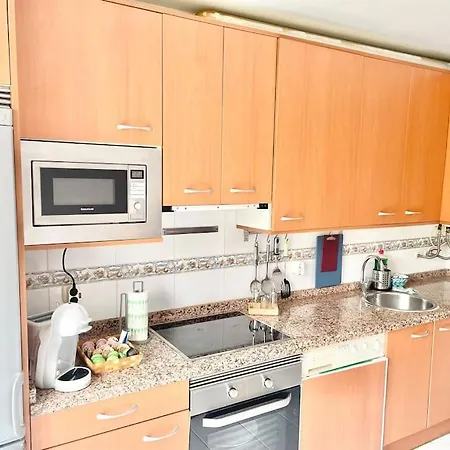 Tycher House * Candas